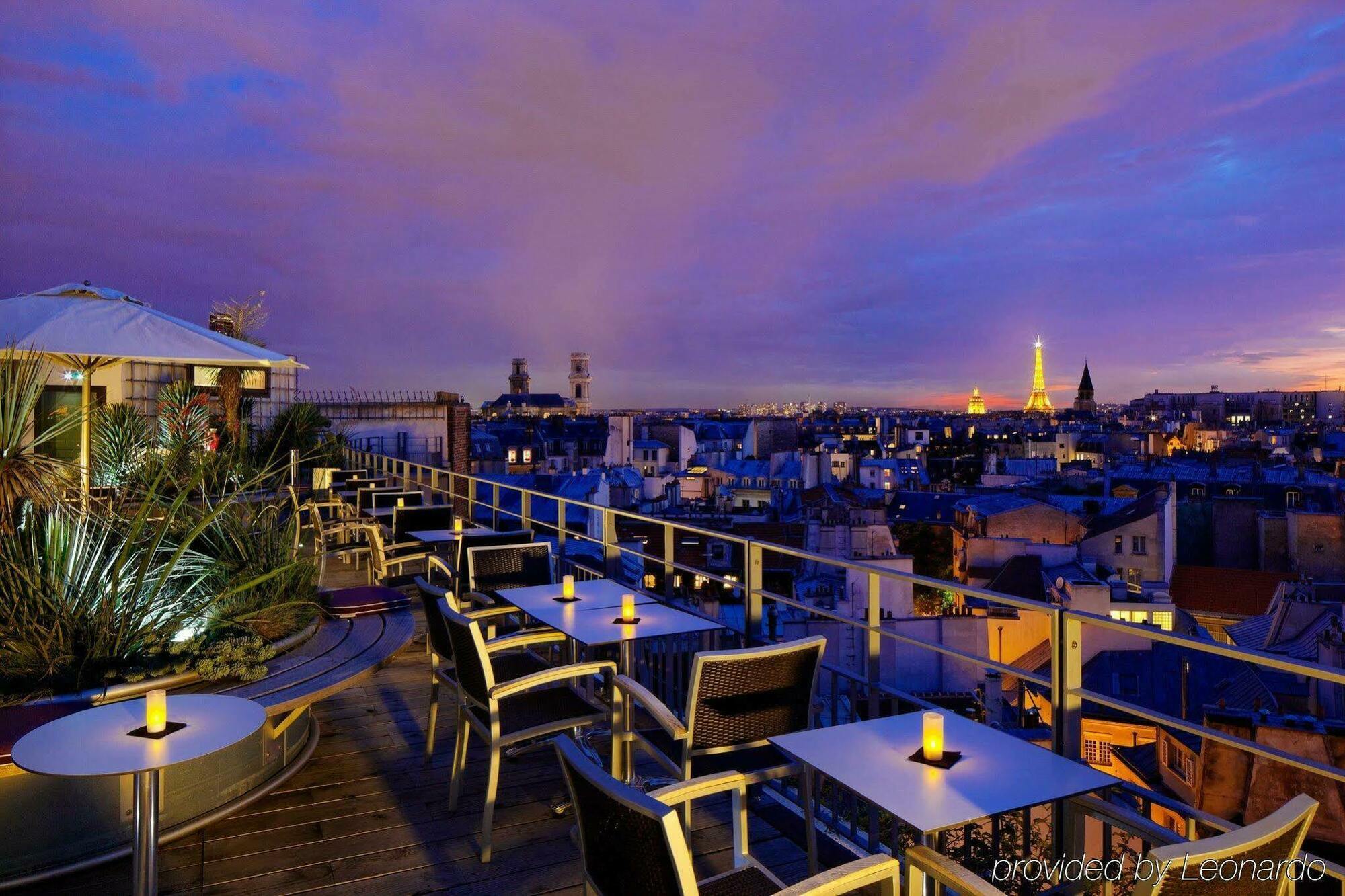 Dame Des Arts Hotel Parijs
